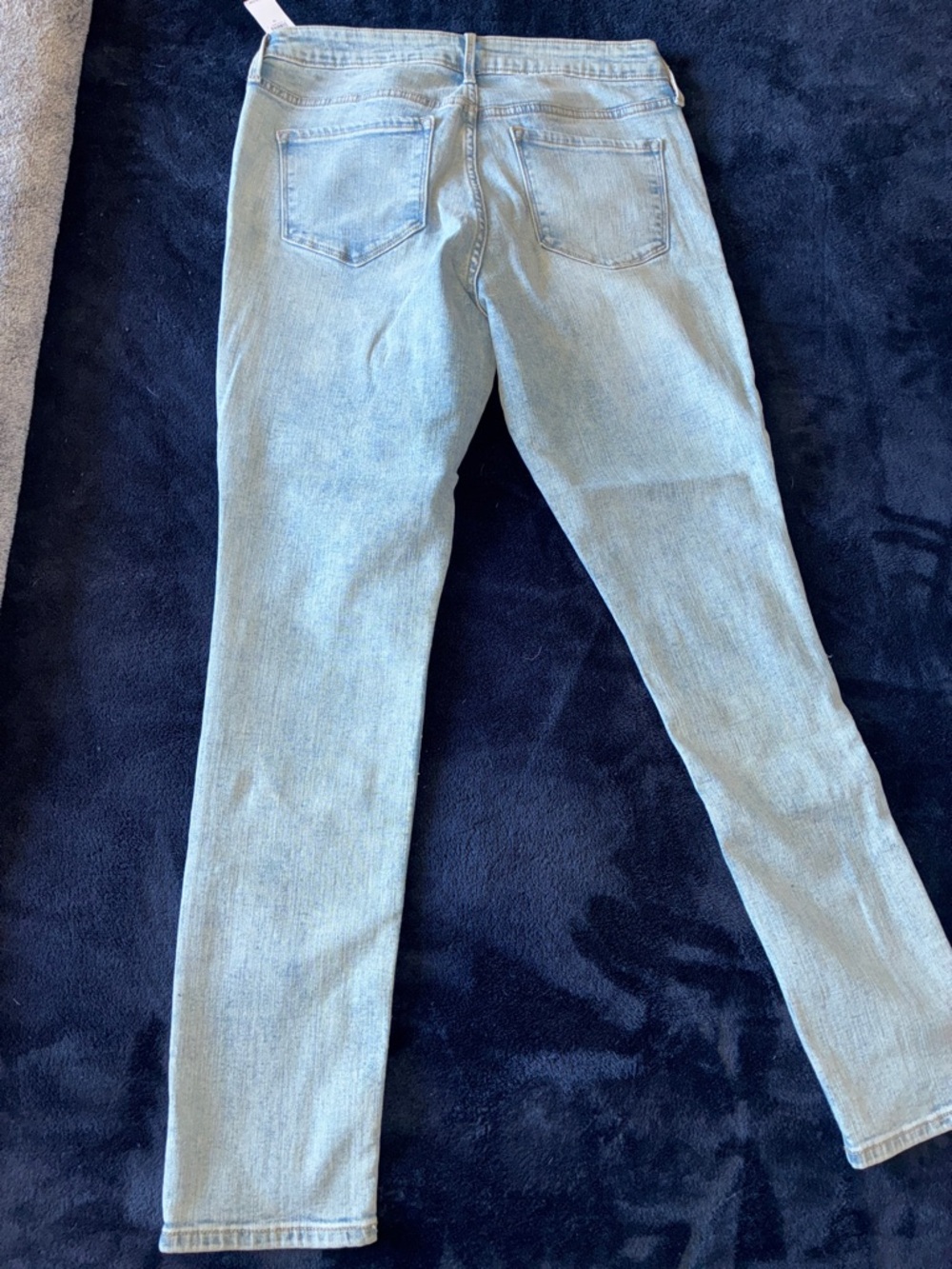 Old Navy Light Blue Faded Slim Jeans - Picture 8 of 8